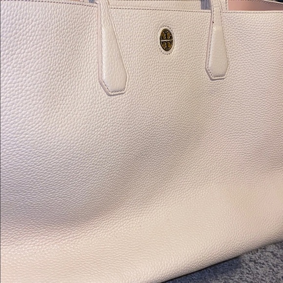 Blush pink Tory Burch tote, in great condition. - Picture 2 of 9
